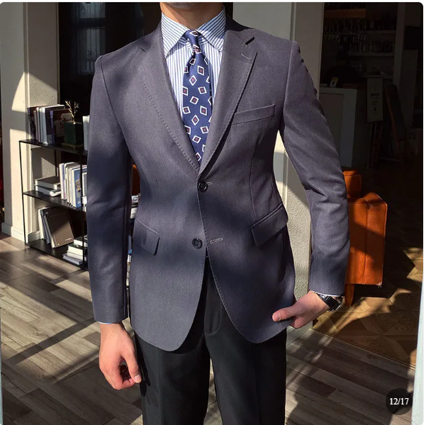 Elegant, skräddarsydd blazer med dubbelknäppning för herrar