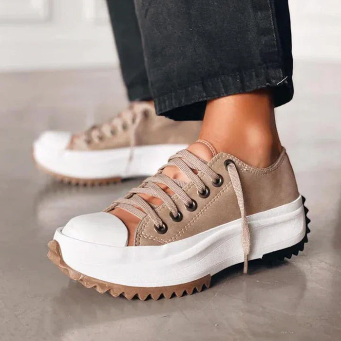 Dam Platåsneakers med Plattformsula och Snörning