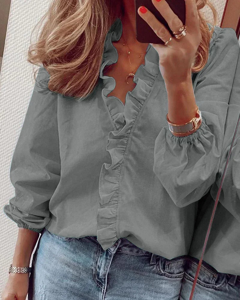 Dam Blus | Trendig Volang | Knappdetalj