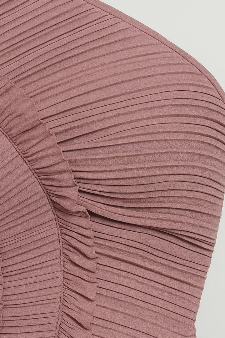 Dam Klänning | Elegant | Halterneck Volanger Midi