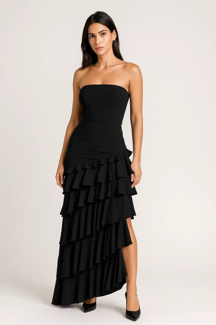 Dam Klänning | Strapless Volang | Asymmetrisk Design